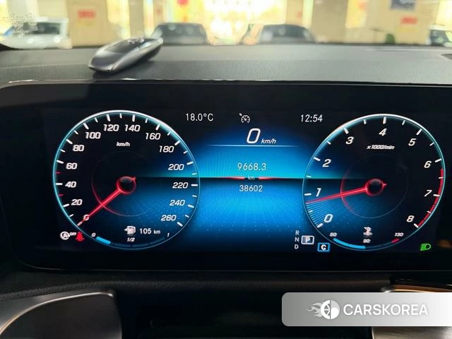 Mercedes-Benz GLB 2022 Белый из Китая