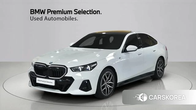 BMW 5 Series (G60) 2025 Белый из Кореи