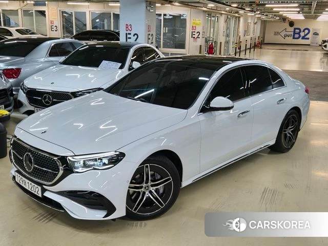 Mercedes-Benz E-Class W214 2025 Белый из Кореи