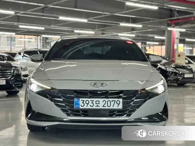 Hyundai Avante Hybrid (CN7) 2022 Серебристо-серый из Кореи