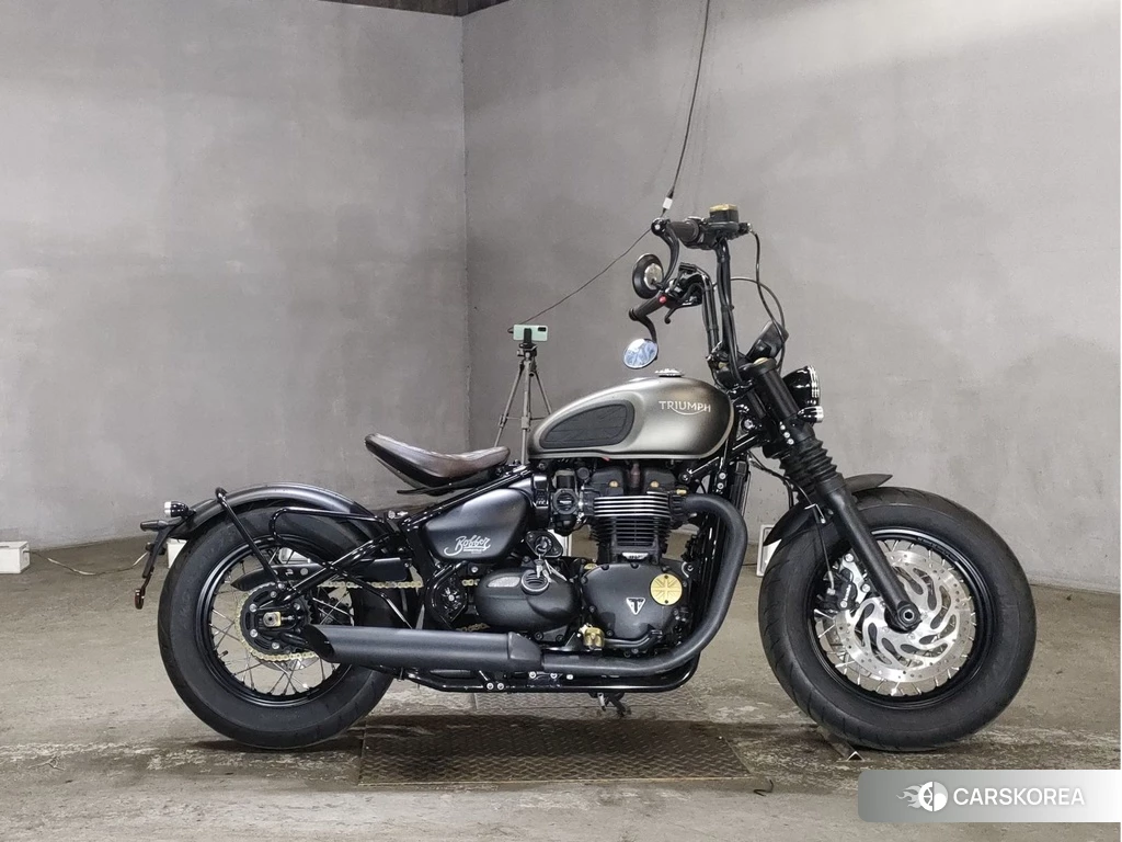 Проданный Triumph BONNEVILLE BOBBER 2020 из Японии