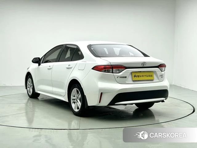 Toyota Lei Ling 2023 Белый из Китая