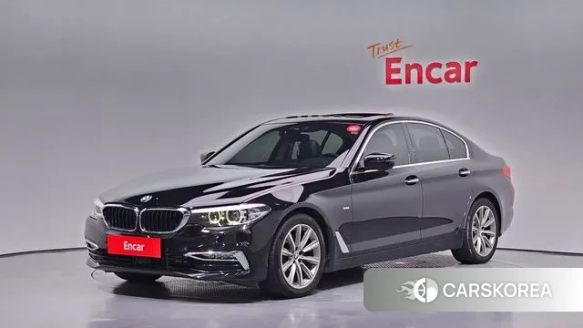 BMW 5 Series (G30) 2018 Черный из Кореи
