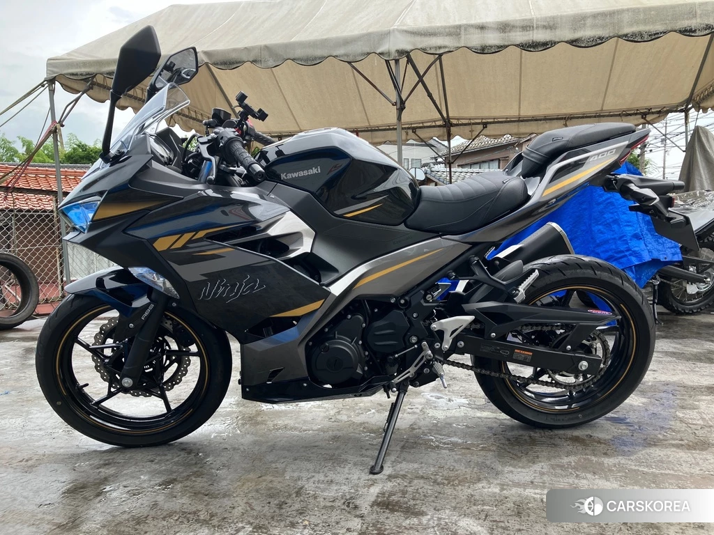 Проданный Kawasaki Ninja 400-2 2022 из Японии, фото 2
