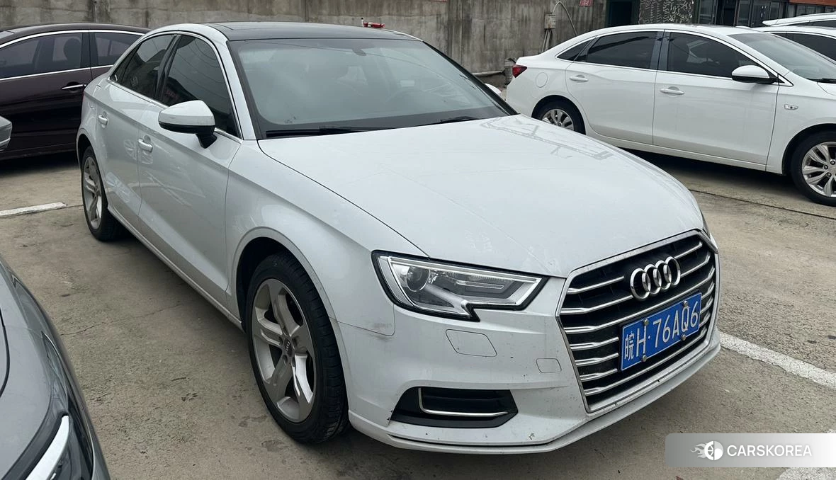 Audi A3 2019 Белый из Китая
