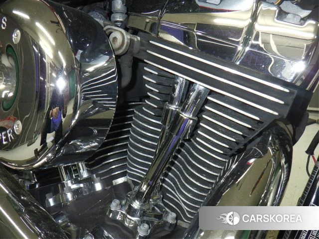 Engine photo
