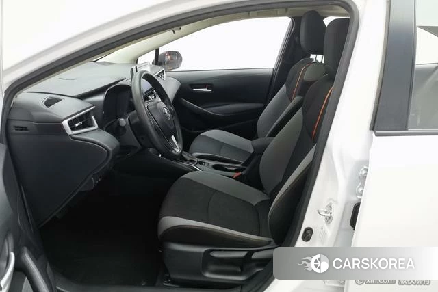 Toyota Corolla 2023 Белый из Китая