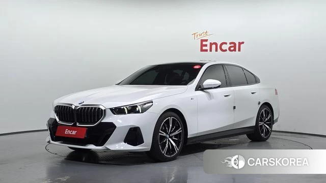 BMW 5 Series (G60) 2025 Белый из Кореи