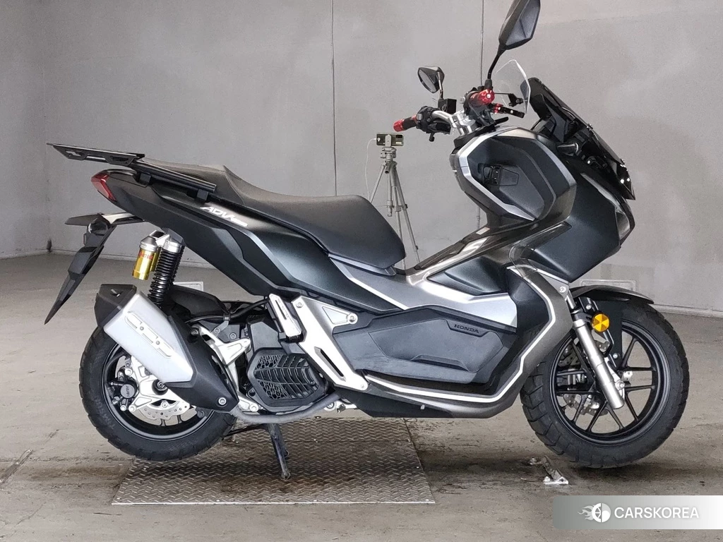 Проданный Honda ADV150 2019 из Японии, фото 2