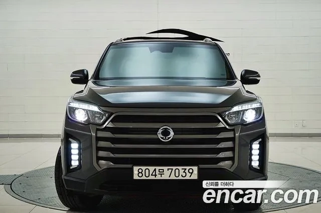 Ssangyong The New Rexton Sport 2023 Серый из Кореи