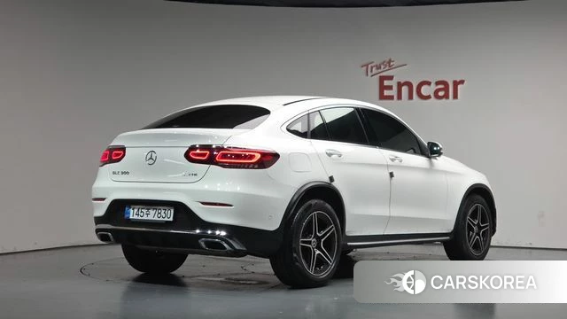 Mercedes-Benz GLC-Class X253 2023 Белый из Кореи