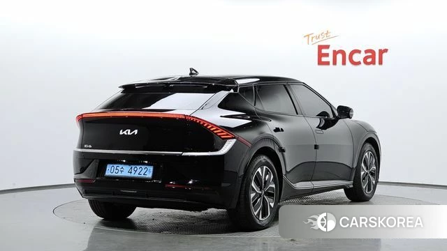 Kia EV6 2023 Черный из Кореи