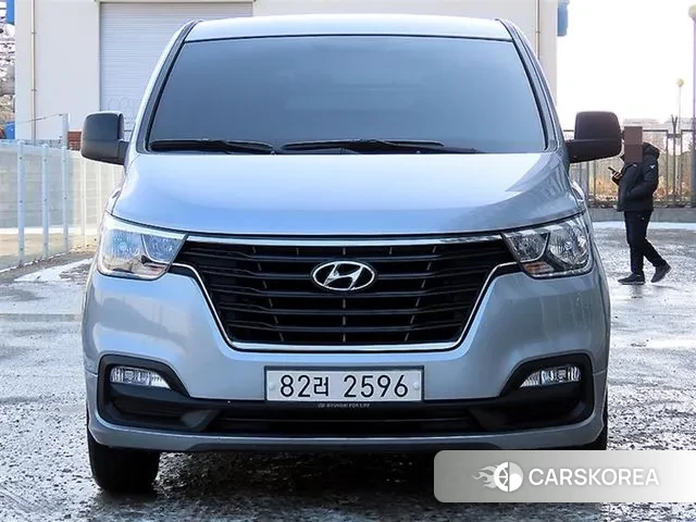 Hyundai The New Grand Starex 2021 Серебряный из Кореи