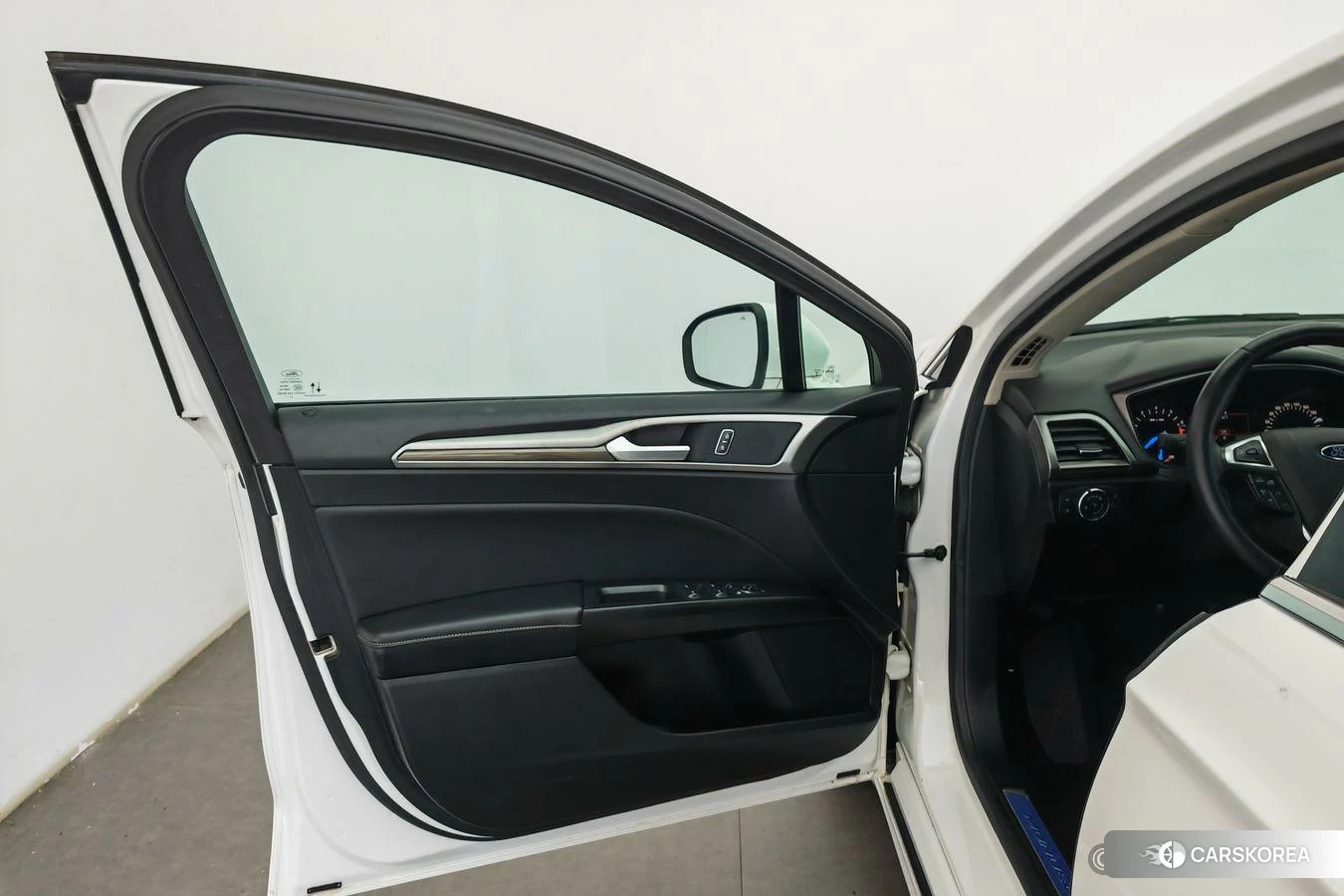 Ford Mondeo 2020 Белый из Китая