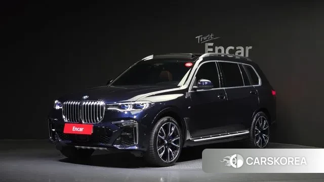 BMW X7 (G07) 2022 Черный из Кореи