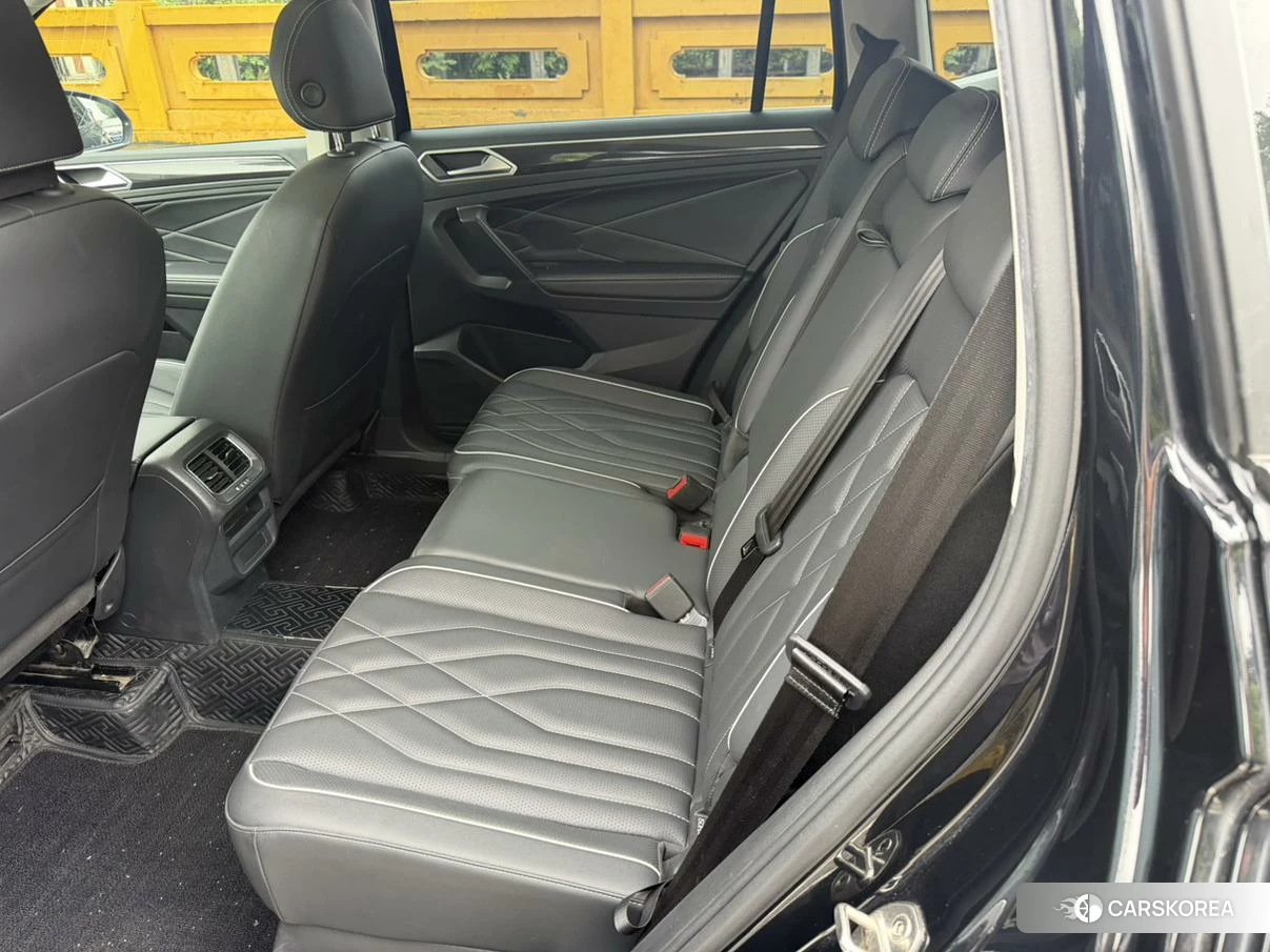 Volkswagen Tiguan L 2024 Черный из Китая