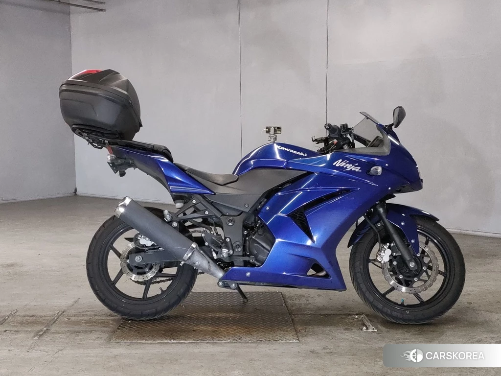 Проданный Kawasaki NINJA 250R id 4153118 из Японии