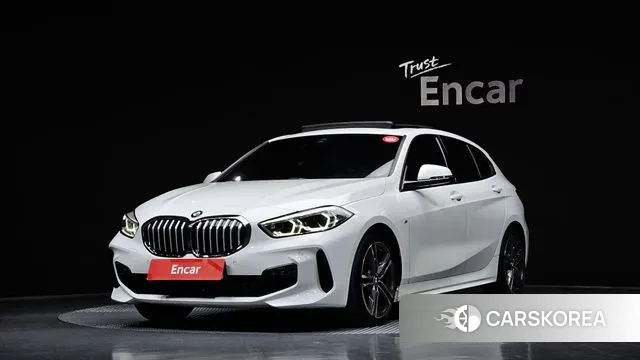 BMW 1 Series (F40) 2023 Белый из Кореи