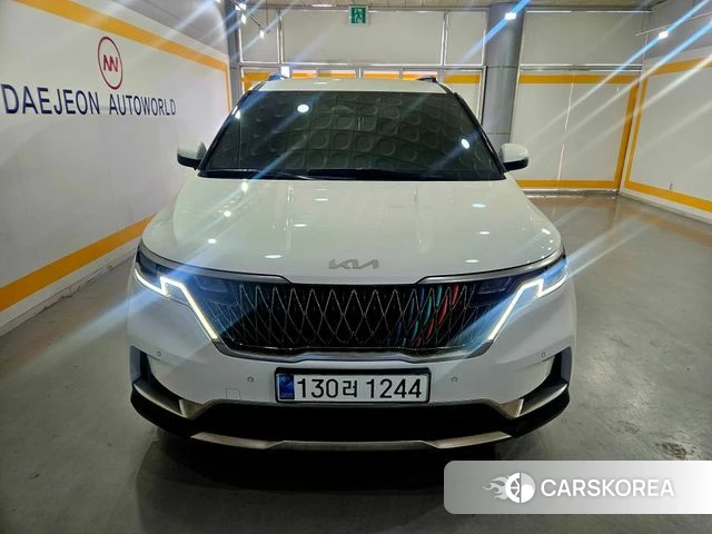 Kia Carnival 4th generation 2023 Белый из Кореи