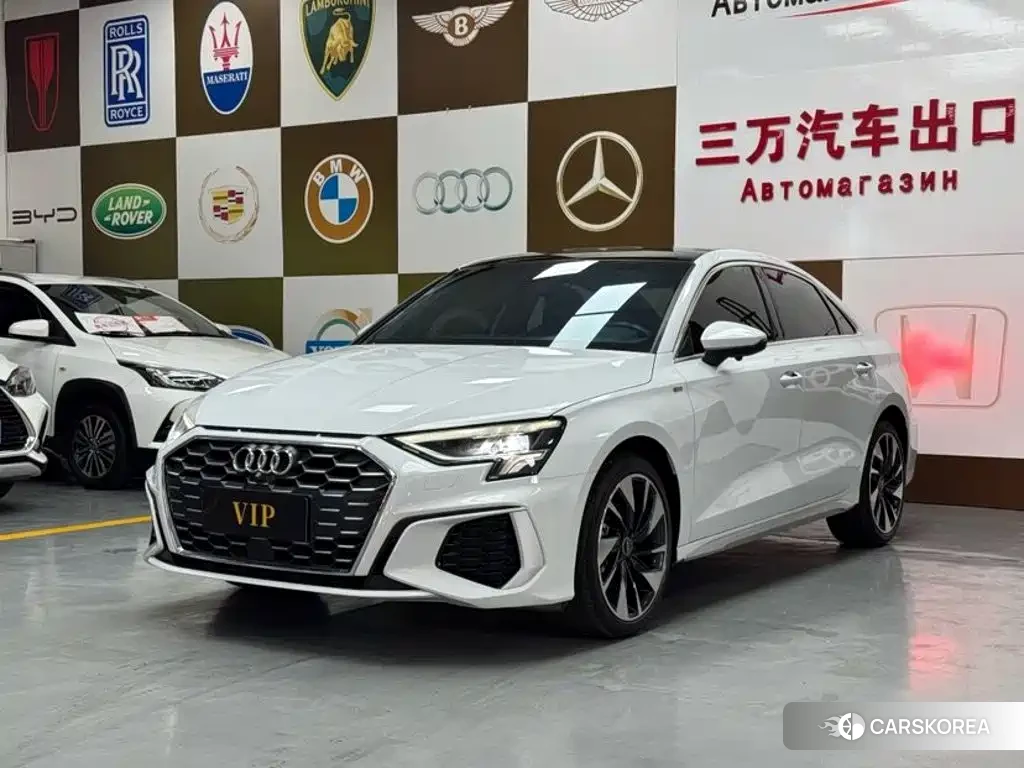 Audi A3 2022 Белый из Китая