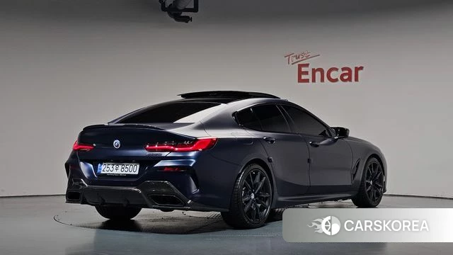BMW 8 Series (G15) 2022 Синий из Кореи