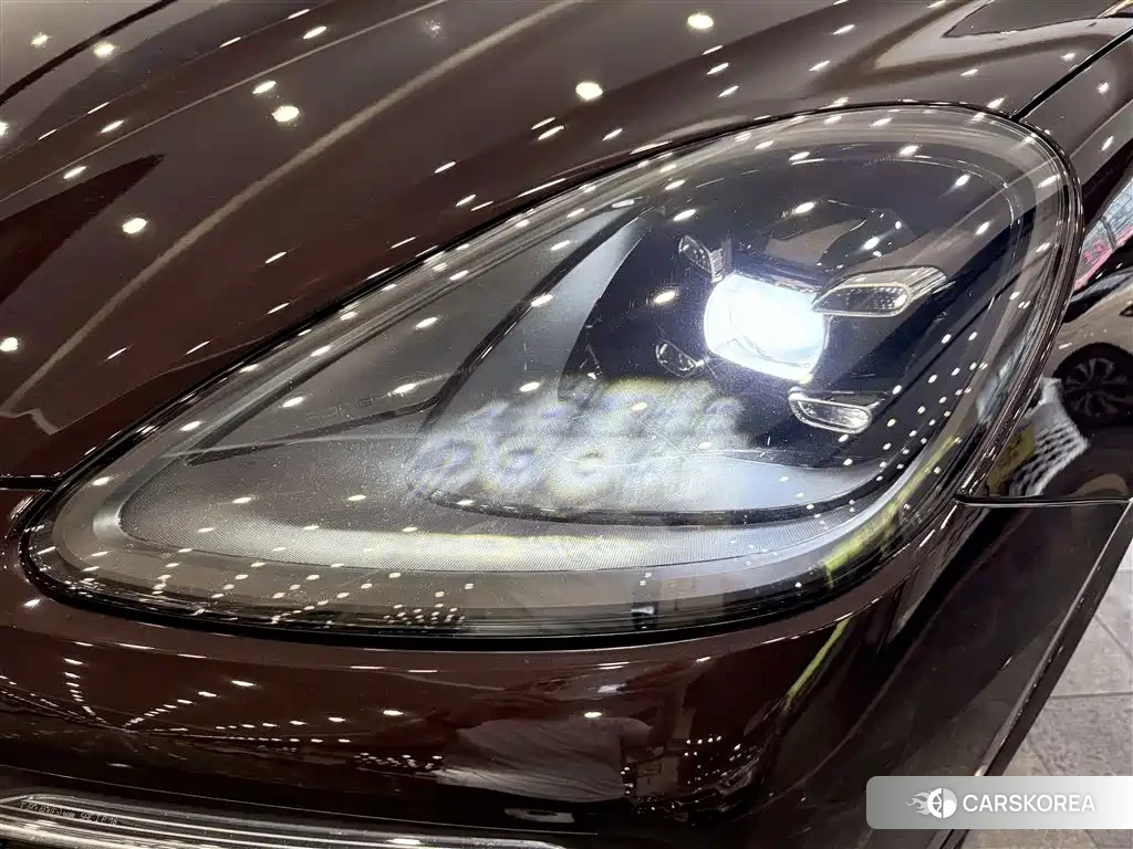Porsche Cayenne 2018 Red/purple из Китая