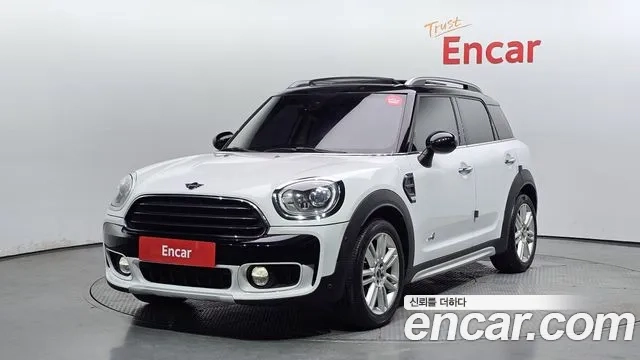 Mini Cooper D Countryman 2018 Белый из Кореи