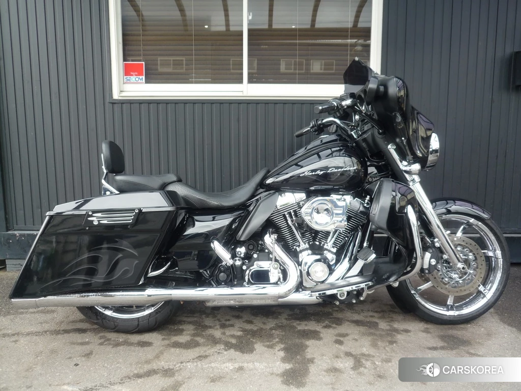 Проданный Harley-Davidson Street Glide FLHX1580 2011 из Японии