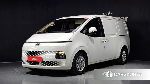 Hyundai Staria 2021 Белый из Кореи