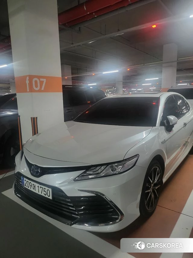 Toyota Camry (XV80) 2024 Белый из Кореи