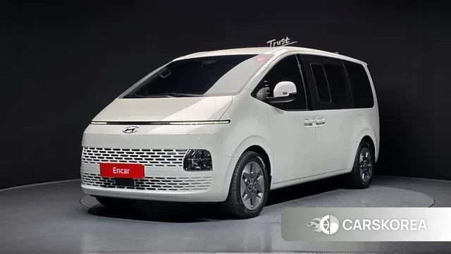 Hyundai Staria 2023 Белый из Кореи