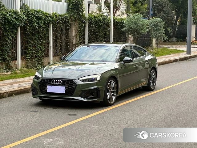 Audi A5 2021 Зеленый из Китая