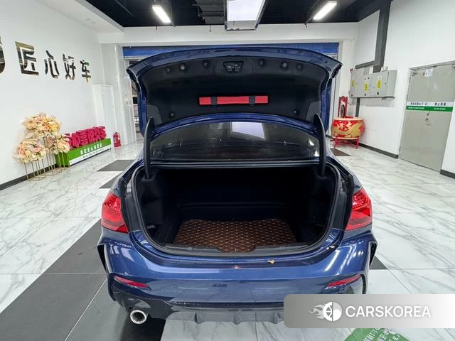 BMW 1 series 2021 Синий из Китая