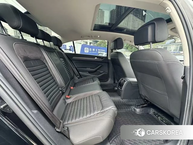 Volkswagen Magotan 2022 Черный из Китая