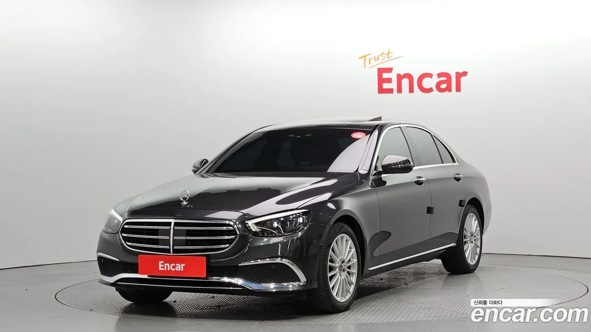 Mercedes-Benz E-Class W213 2021 Серый из Кореи