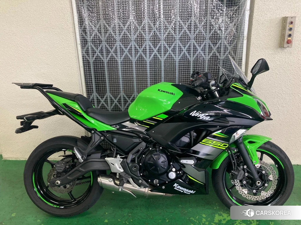 Проданный Kawasaki Ninja 650 ABS KRT 2018 из Японии