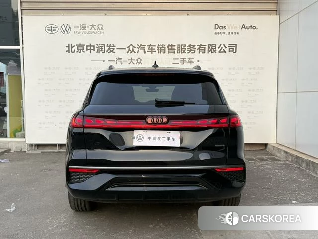 Audi Q6 2025 Черный из Китая