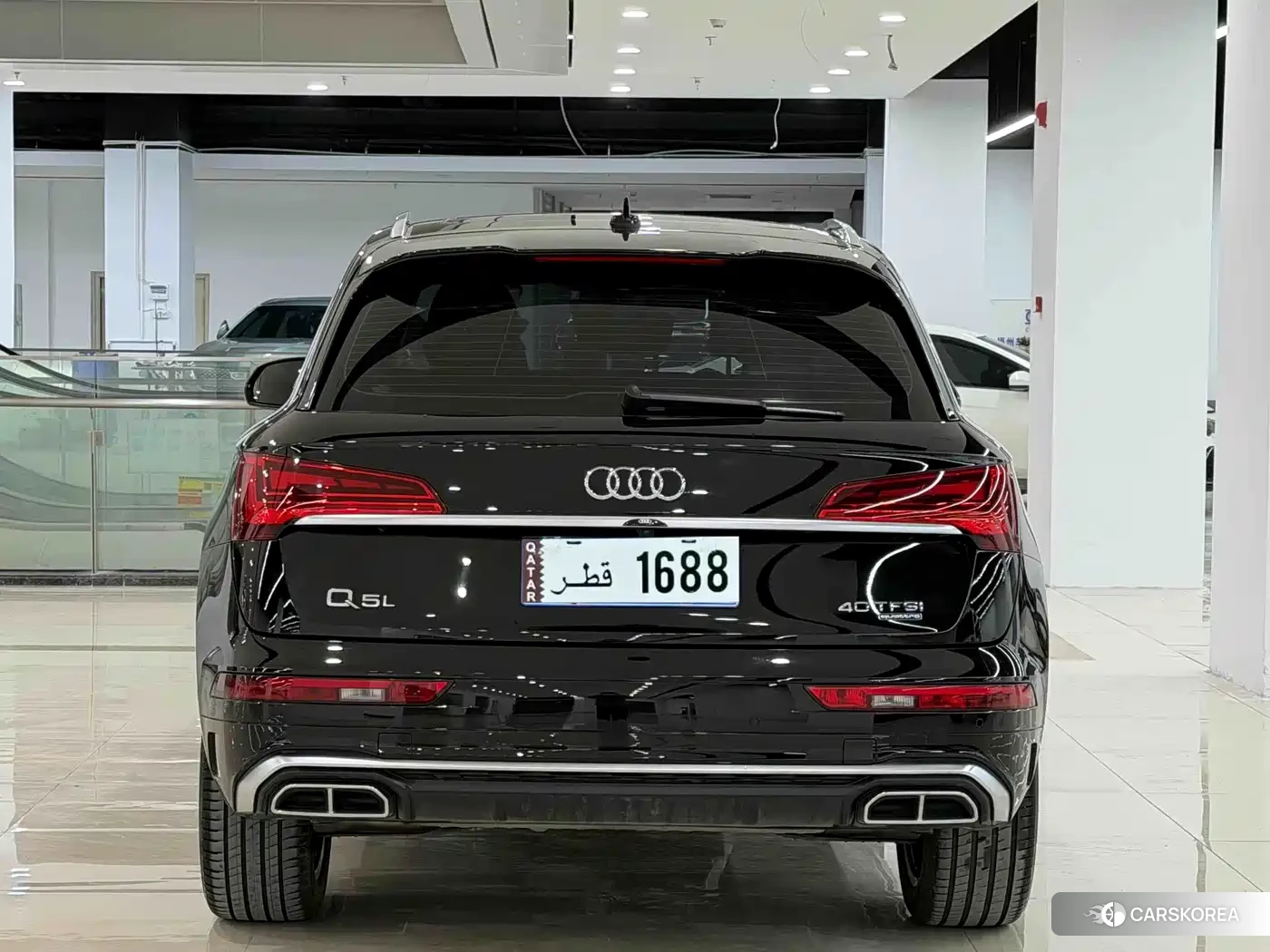 Audi Q5L 2022 Черный из Китая