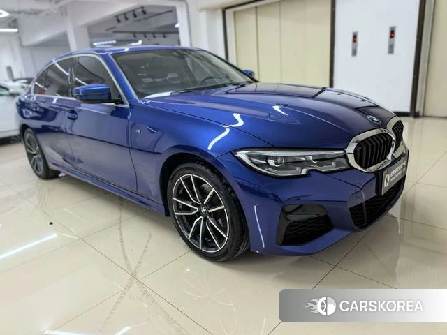 BMW 3 series 2022 Синий из Китая