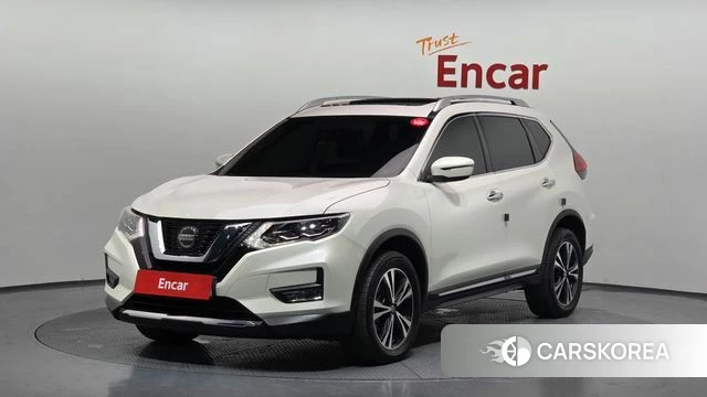 Nissan X Trail 2018 Белый из Кореи
