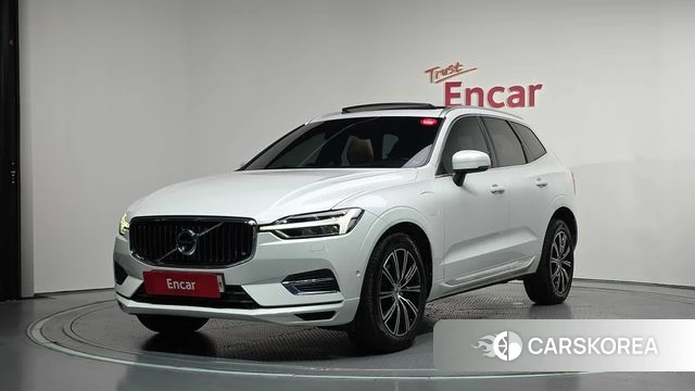 Volvo XC60 second Generation 2018 Белый из Кореи