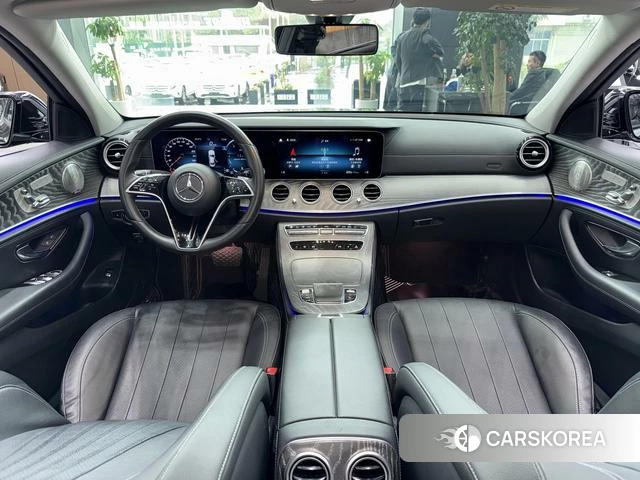 Mercedes-Benz E-class 2021 Черный из Китая