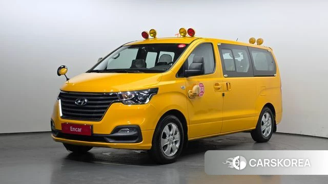 Hyundai The New Grand Starex 2019 Желтый из Кореи