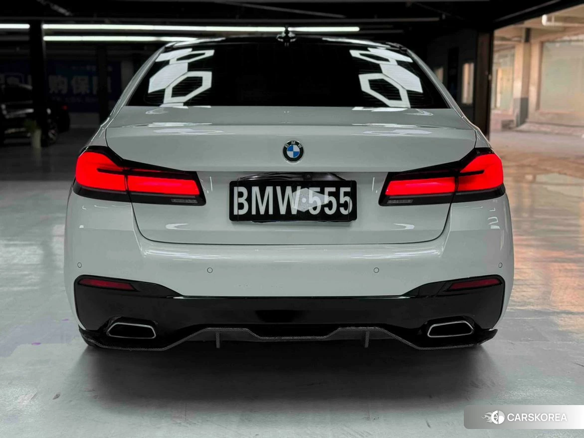 BMW 5 series 2022 Белый из Китая