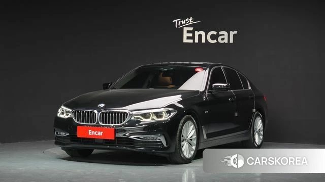 BMW 5 Series (G30) 2018 Черный из Кореи