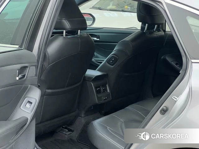 Toyota Asian dragon 2021 Серебристо-серый из Китая