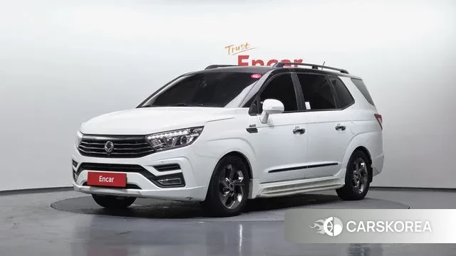 Ssangyong Korando Turismo 2018 Белый из Кореи