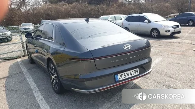 Hyundai Grandeur (GN7) 2023 Серый из Кореи
