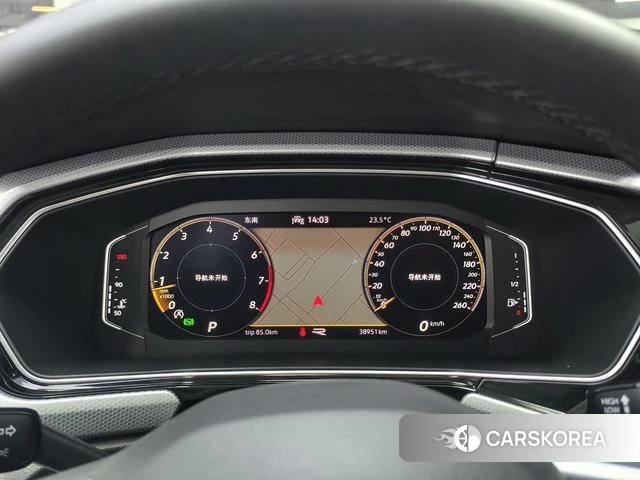 Volkswagen Exploring the shadow 2021 Белый из Китая