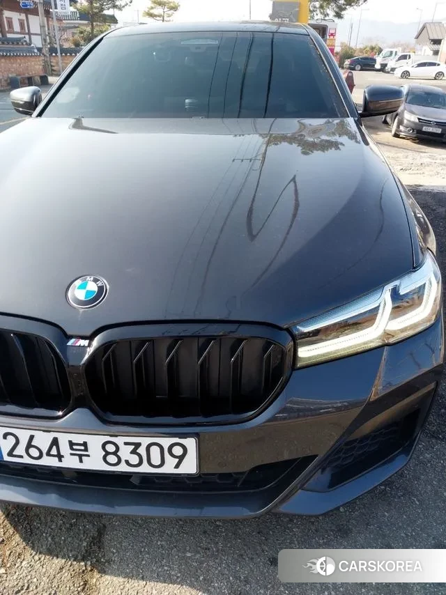 BMW 5 Series (G30) 2022 Серый из Кореи